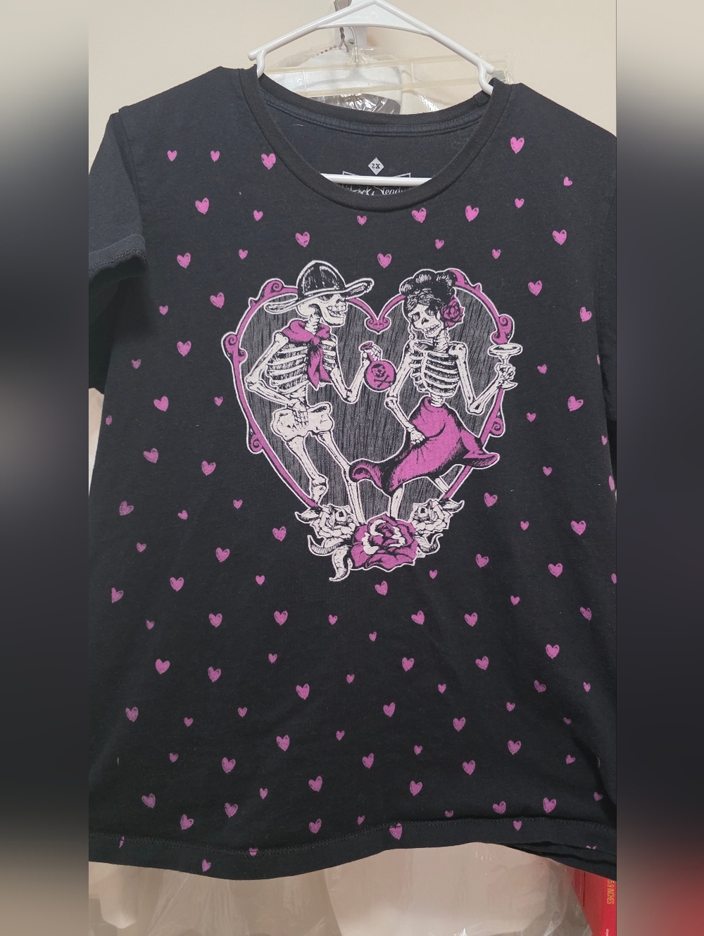 RockSteady Black Tee with Pink Skeleton Heart Graphic 2xl
